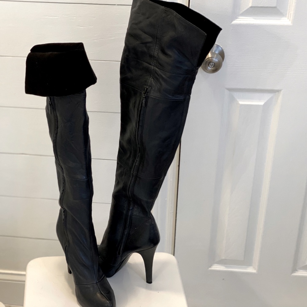 Report Signature OTK heeled boots
